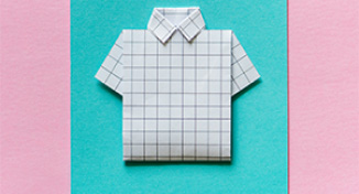 Imagem de A folded shirt
